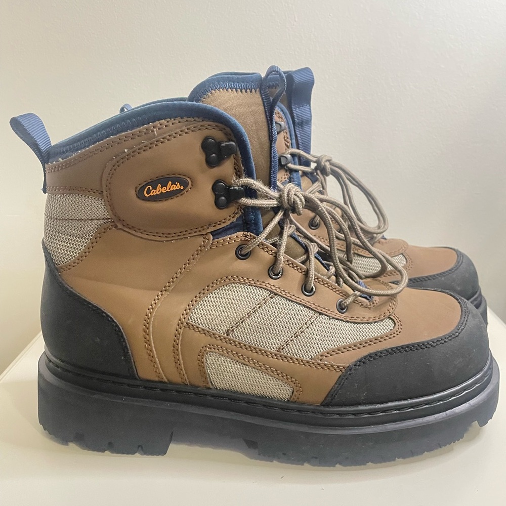 Cabela's Ultralight Lug Sole Wading Boots